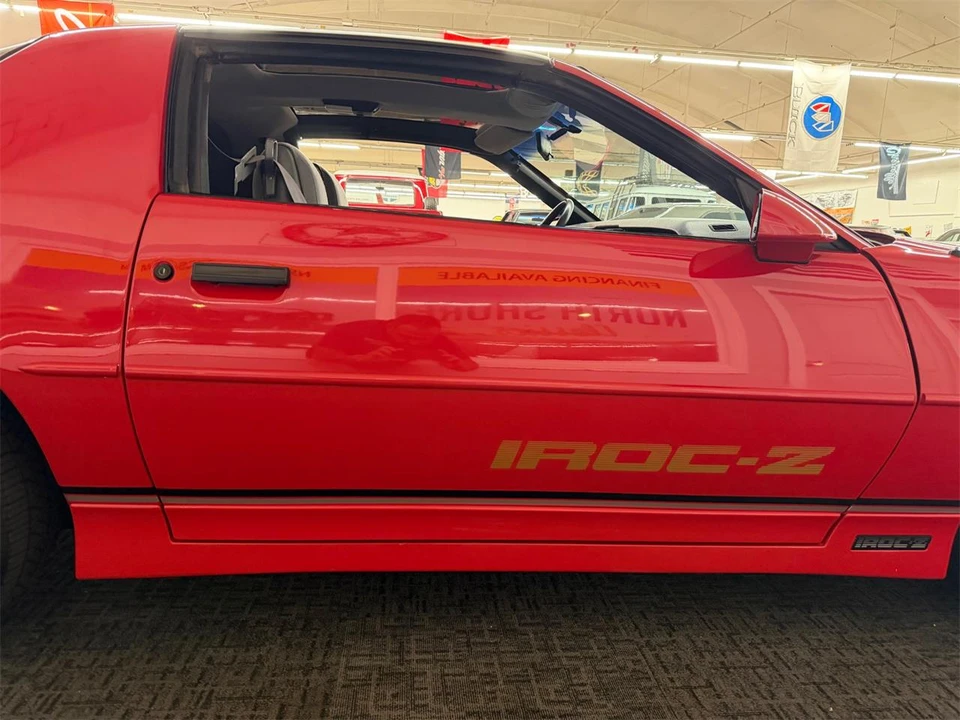 1988 Chevrolet Camaro IROC-Z & Z28 3rd Gen - Image 26 of 31
