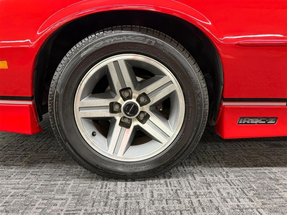 1988 Chevrolet Camaro IROC-Z & Z28 3rd Gen - Image 23 of 31