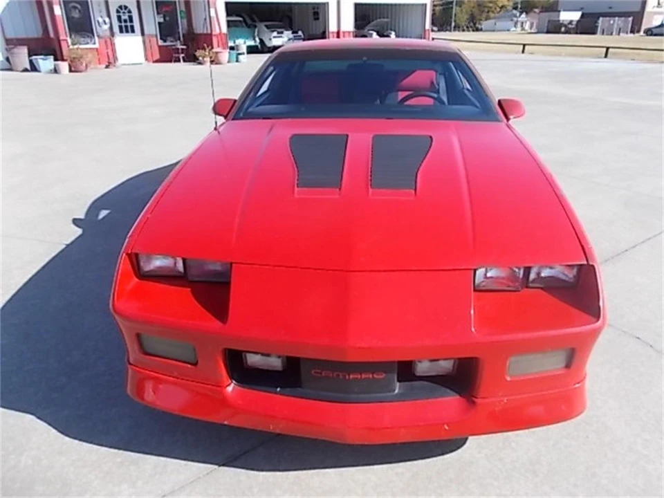 1988 Chevrolet Camaro IROC-Z & Z28 3rd Gen - Image 4 of 27