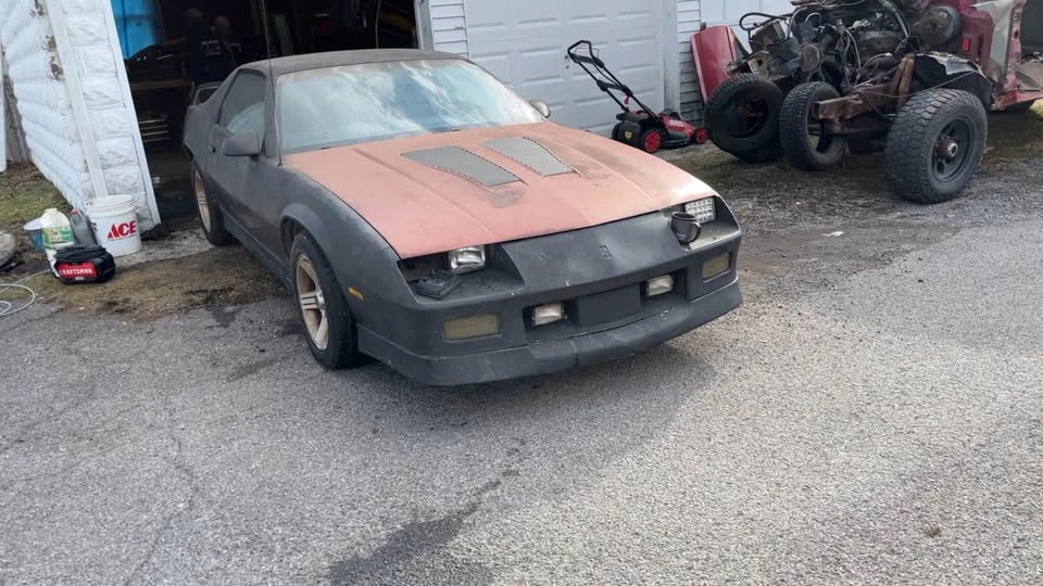 1988 Chevrolet Camaro 3rd Gen - Image 2 of 3