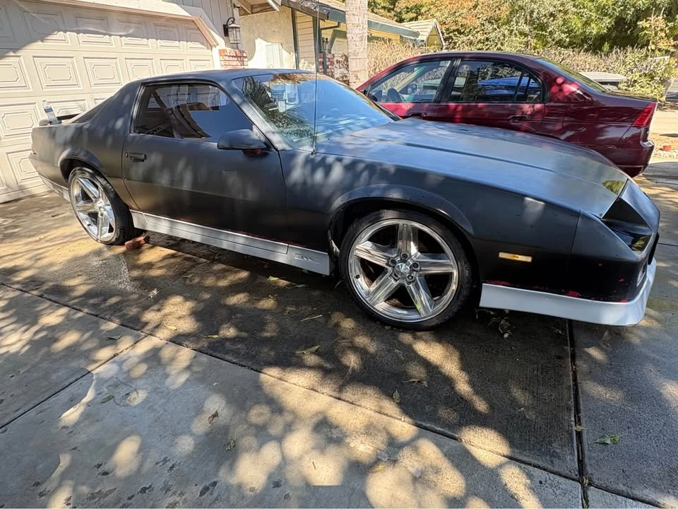 1988 Chevrolet Camaro 3rd Gen - Image 2 of 3