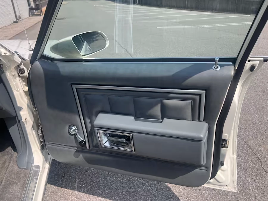 1988 Chevrolet Caprice - Image 30 of 31