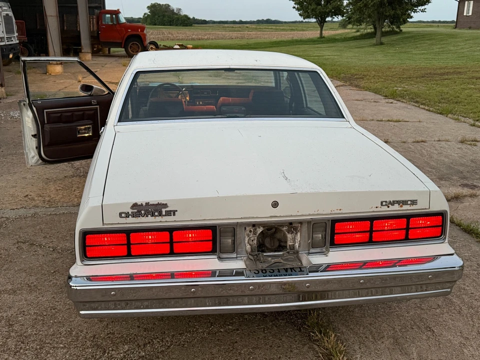 1988 Chevrolet Caprice - Image 6 of 20