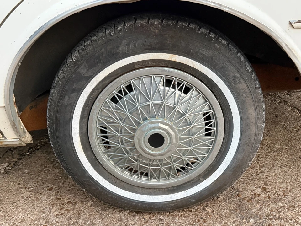 1988 Chevrolet Caprice - Image 14 of 20