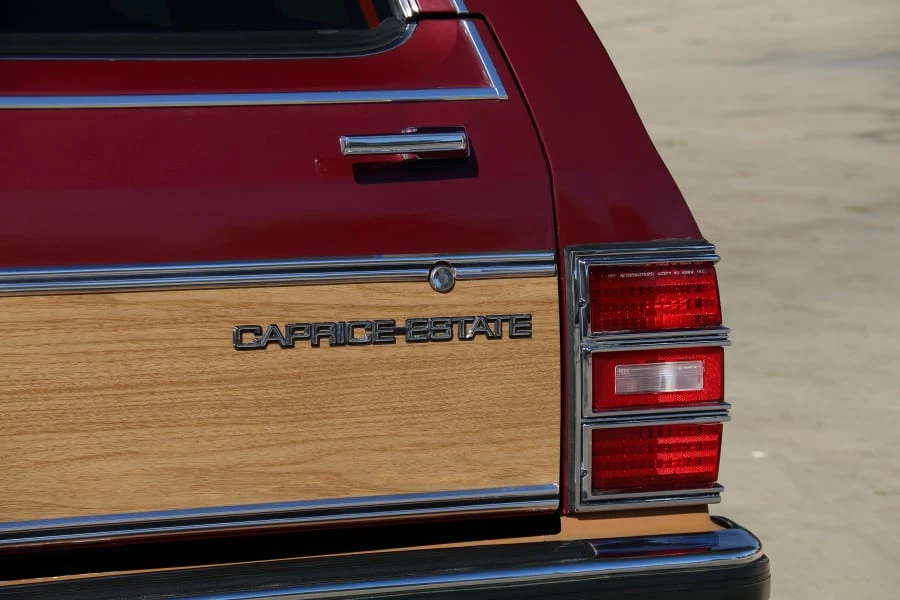 1988 Chevrolet Caprice - Image 14 of 29