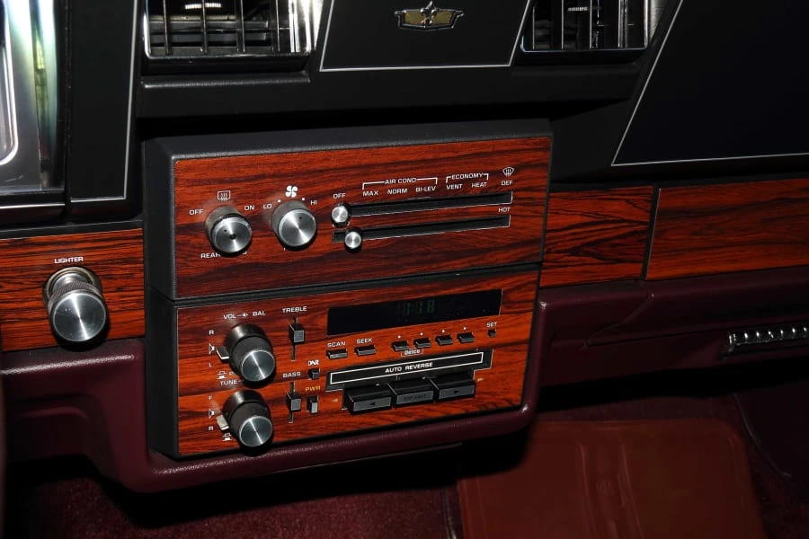 1988 Chevrolet Caprice - Image 18 of 29