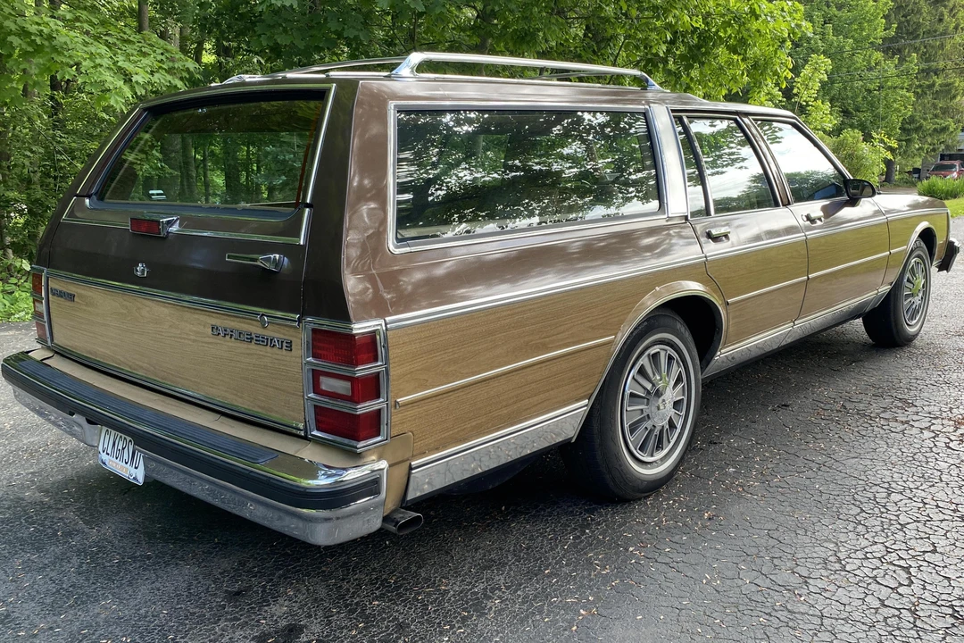 1988 Chevrolet Caprice - Image 4 of 5
