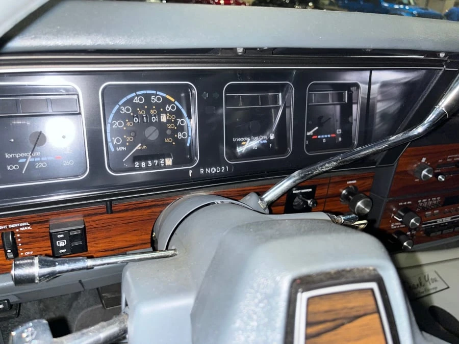 1988 Chevrolet Caprice - Image 9 of 13