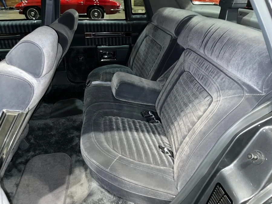 1988 Chevrolet Caprice - Image 11 of 13