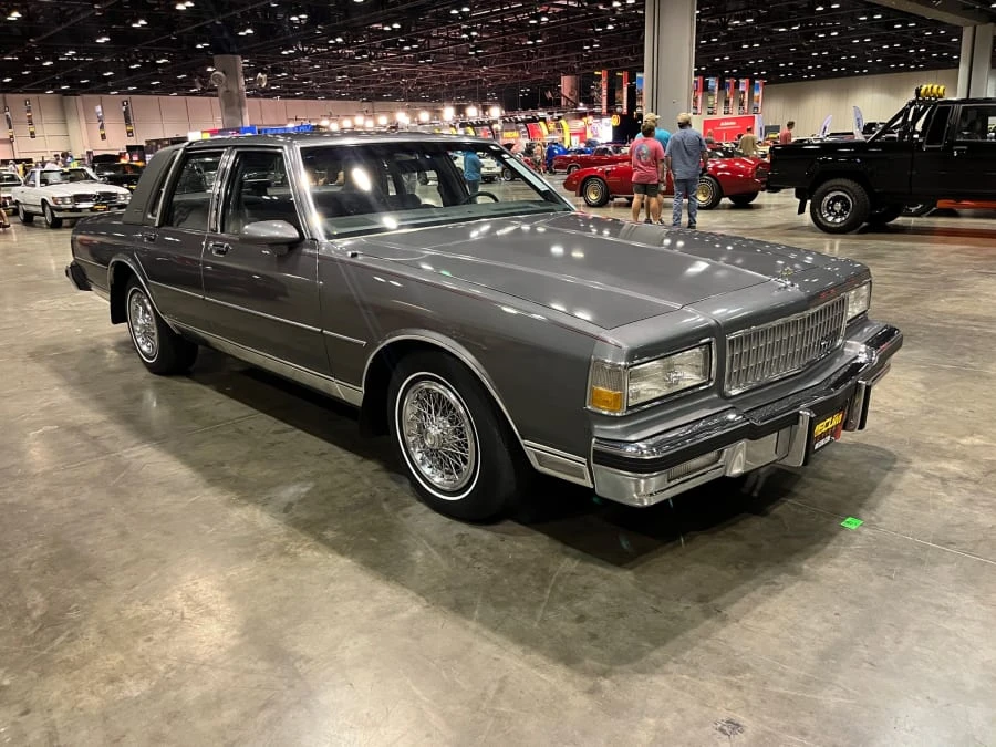 1988 Chevrolet Caprice - Image 2 of 13