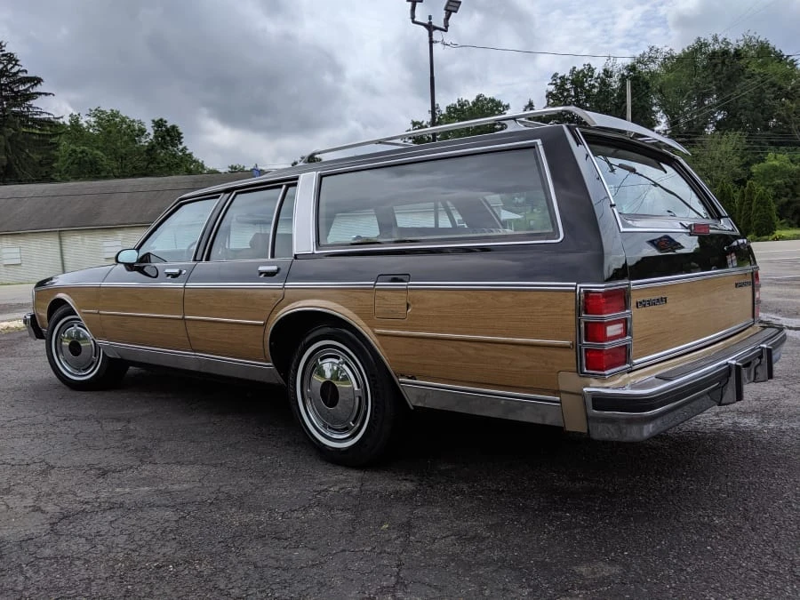 1988 Chevrolet Caprice - Image 8 of 12