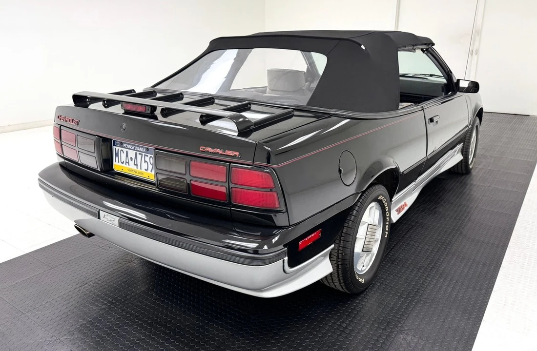 1988 Chevrolet Cavalier - Image 8 of 21