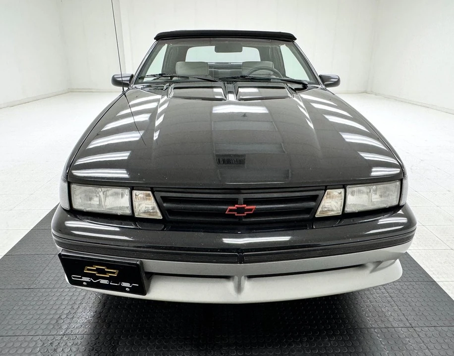 1988 Chevrolet Cavalier - Image 11 of 21