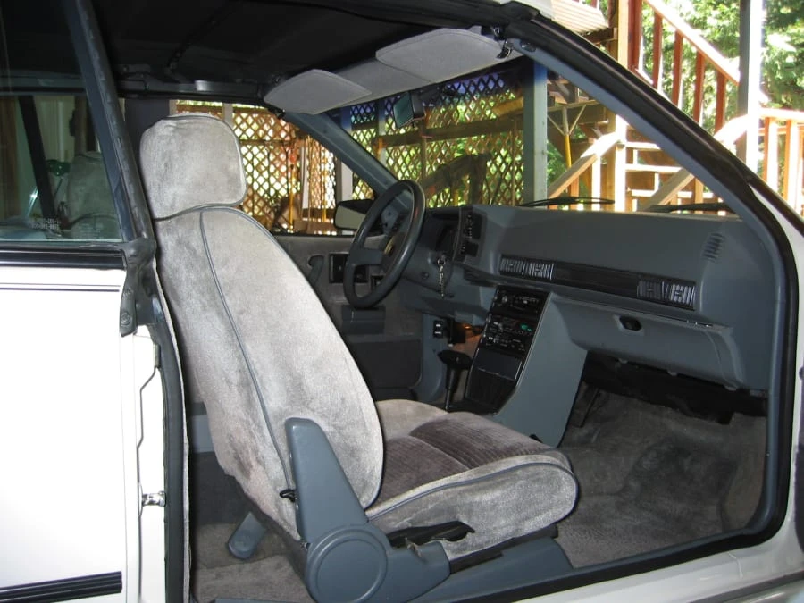 1988 Chevrolet Cavalier - Image 4 of 8