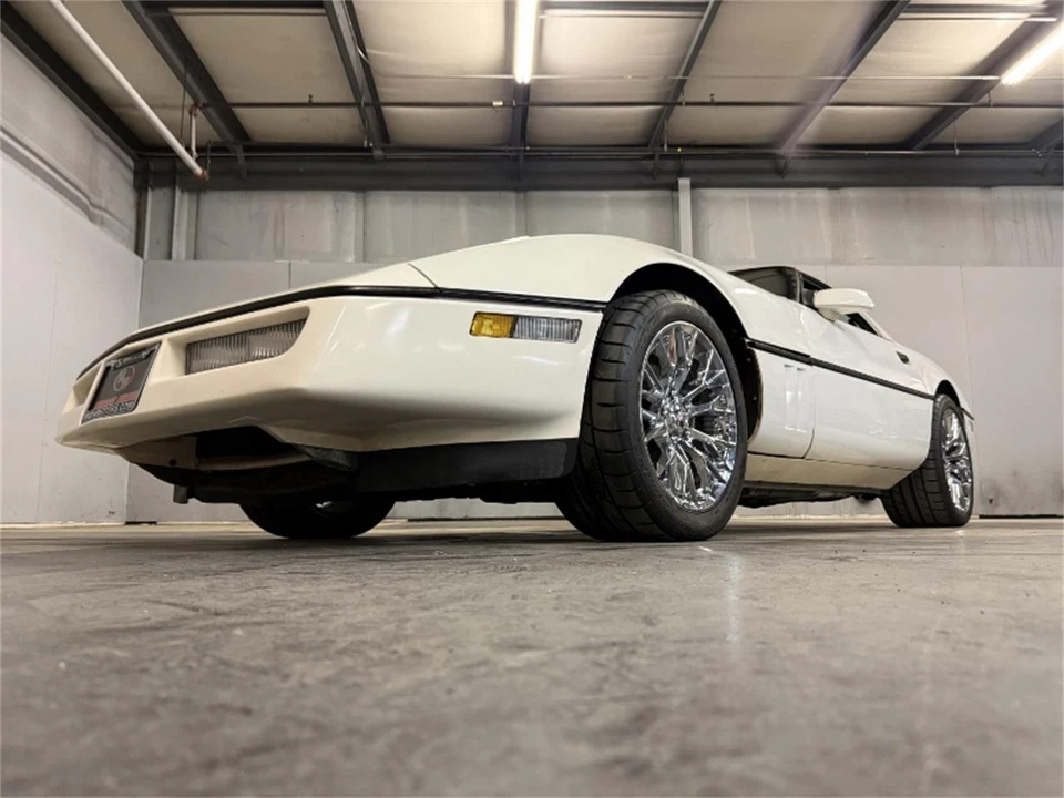 1988 Chevrolet Corvette C4 - Image 10 of 31
