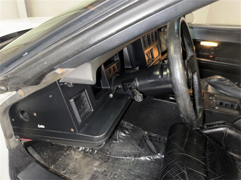 1988 Chevrolet Corvette C4 - Image 21 of 31