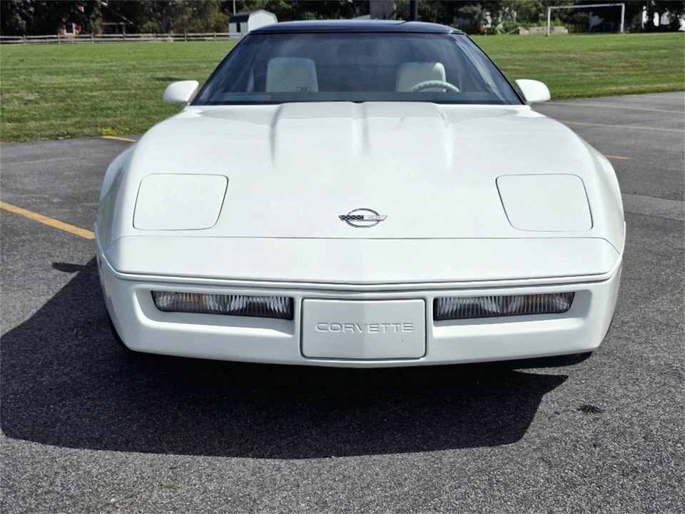 1988 Chevrolet Corvette C4 - Image 5 of 31