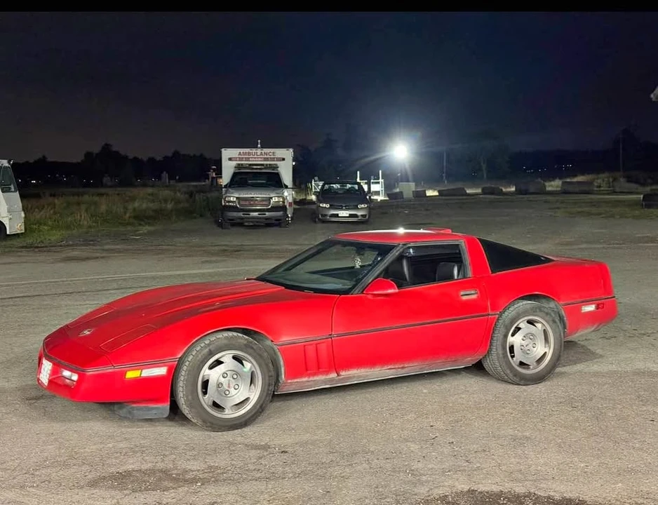 1988 Chevrolet Corvette C4 - Image 1 of 5