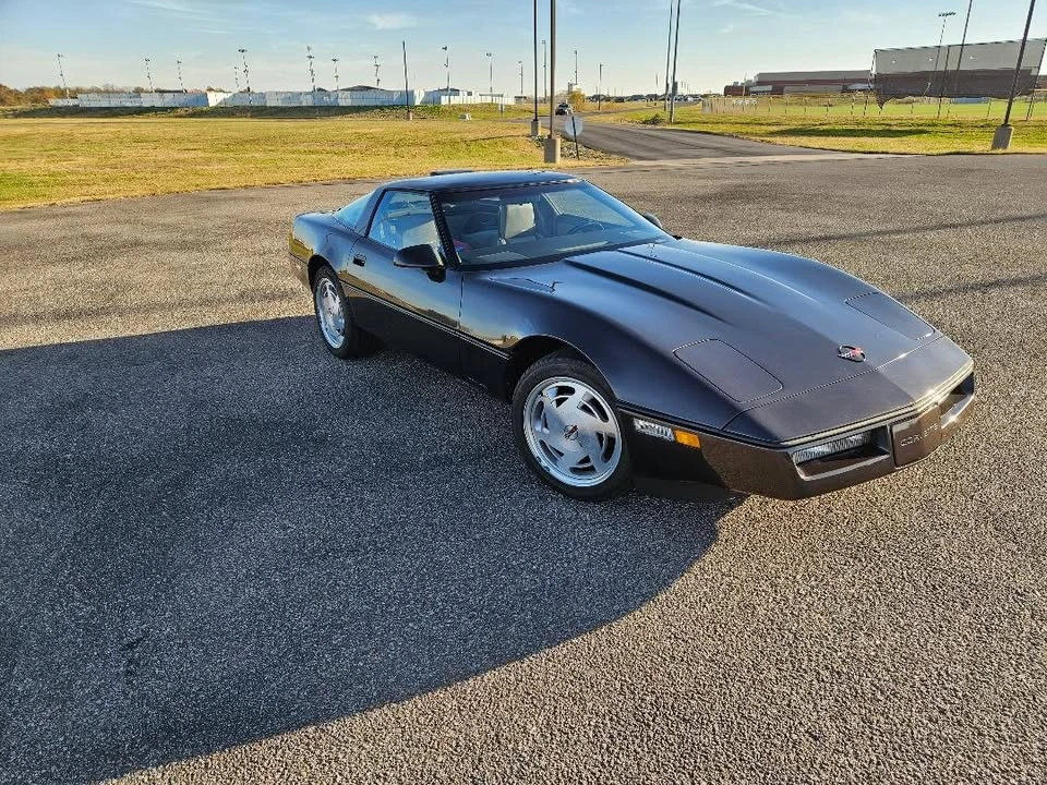 1988 Chevrolet Corvette C4 - Image 2 of 9