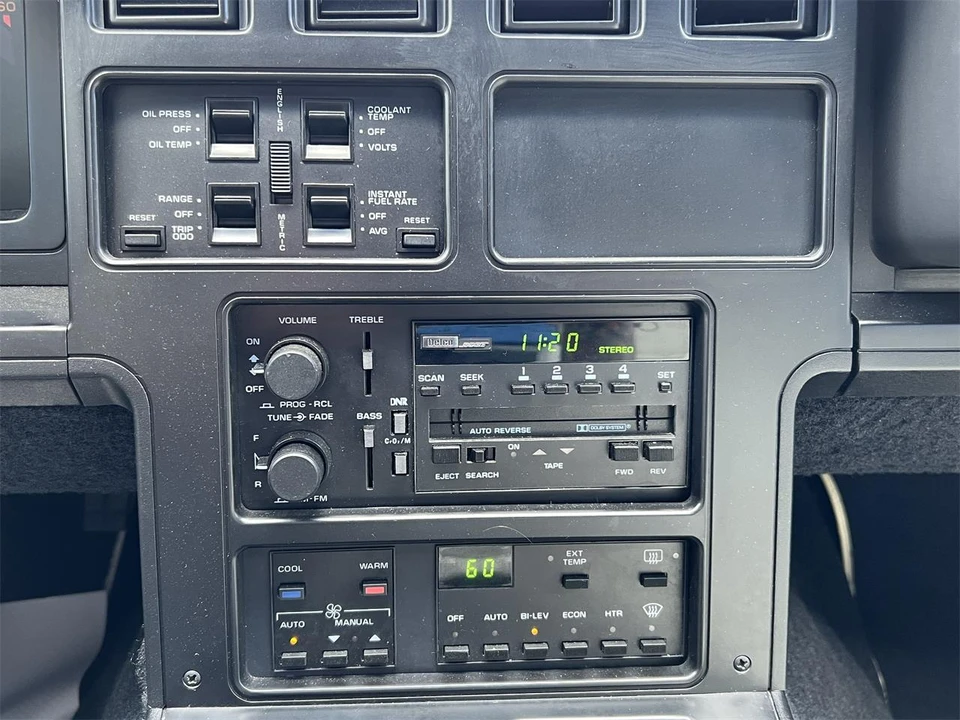 1988 Chevrolet Corvette C4 - Image 10 of 27