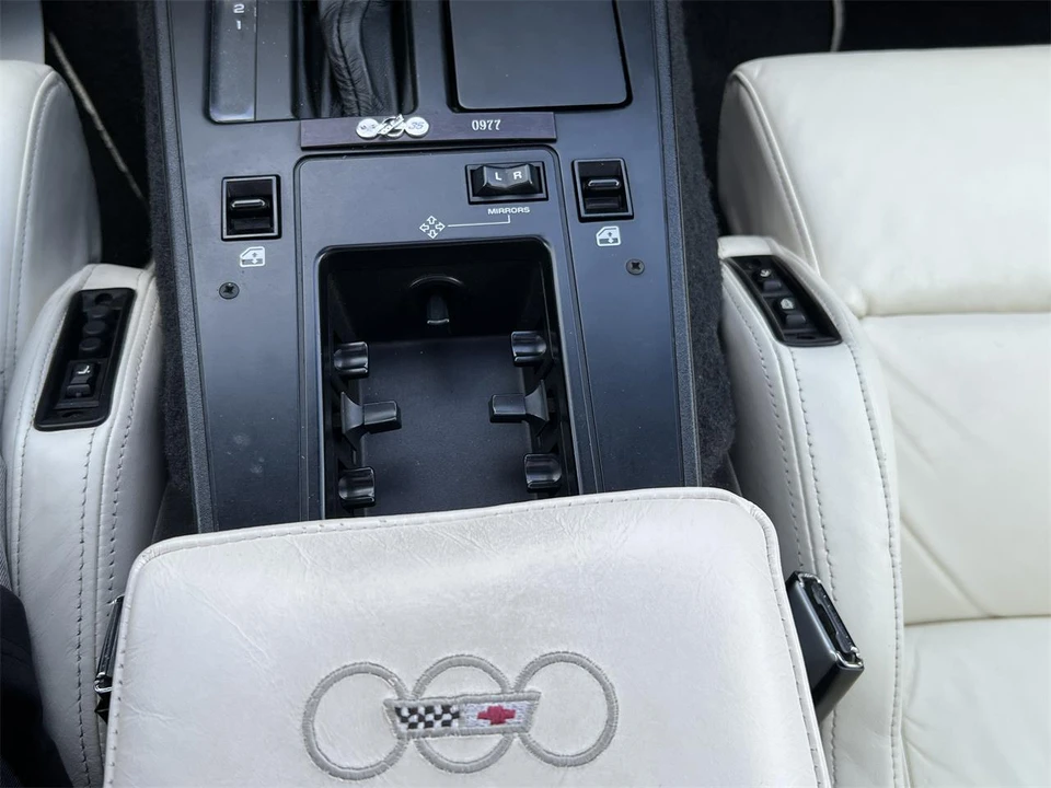1988 Chevrolet Corvette C4 - Image 11 of 27