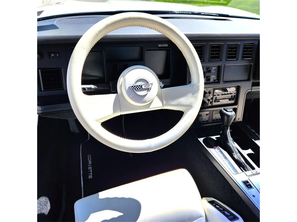 1988 Chevrolet Corvette C4 - Image 12 of 21