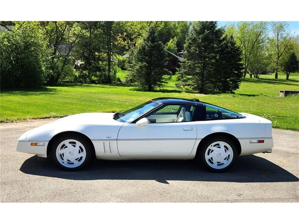 1988 Chevrolet Corvette C4 - Image 4 of 21