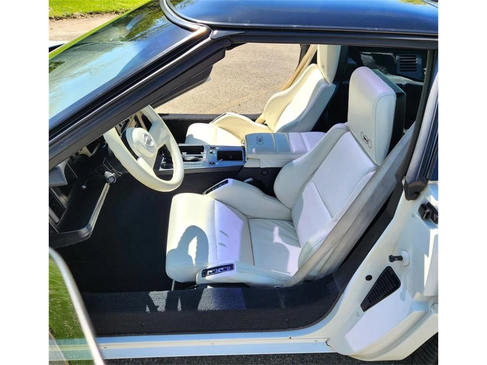 1988 Chevrolet Corvette C4 - Image 10 of 21