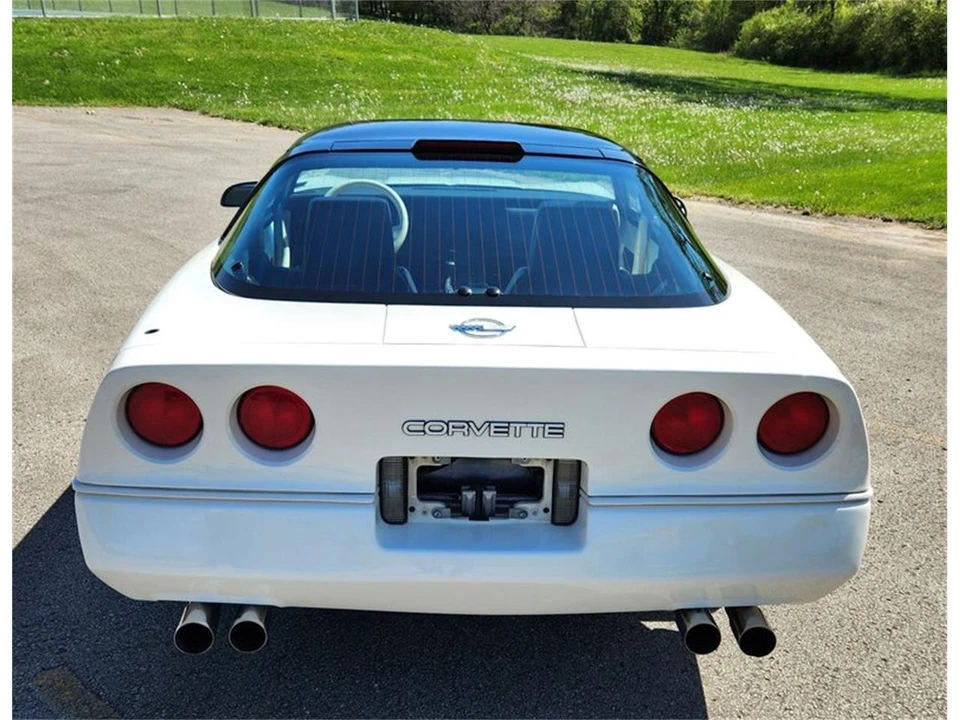1988 Chevrolet Corvette C4 - Image 7 of 21