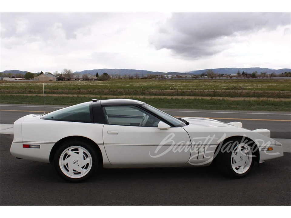 1988 Chevrolet Corvette C4 - Image 2 of 5