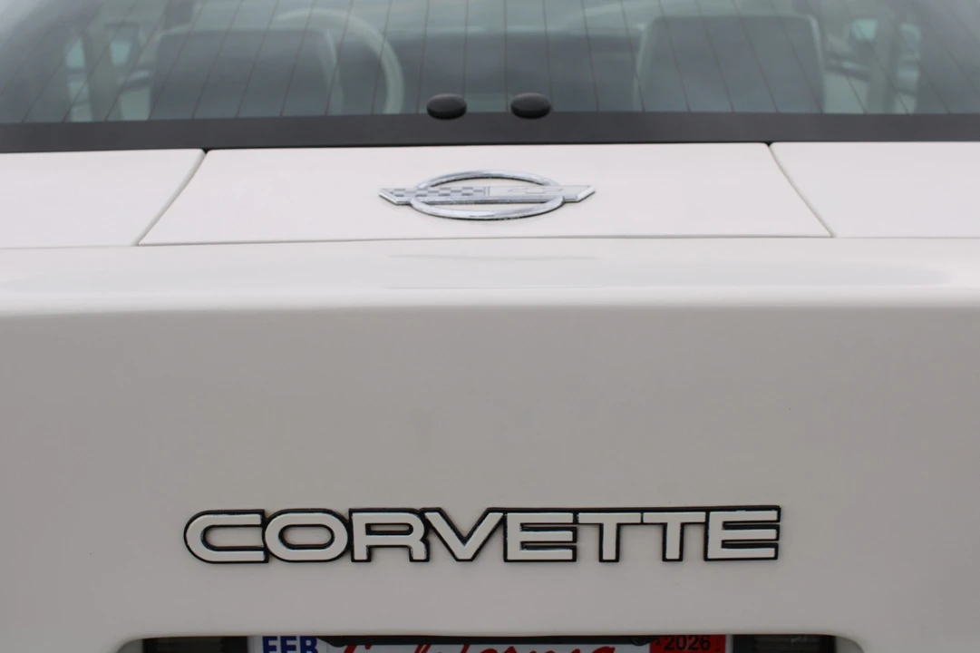 1988 Chevrolet Corvette - Image 11 of 31