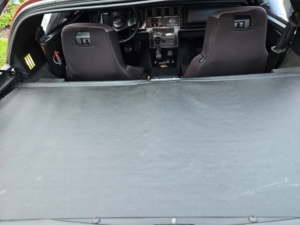 1988 Chevrolet Corvette C4 - Image 14 of 14