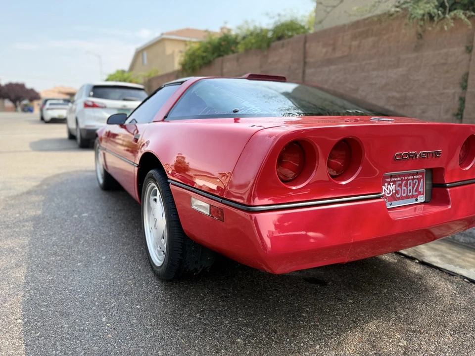 1988 Chevrolet Corvette C4 - Image 15 of 31