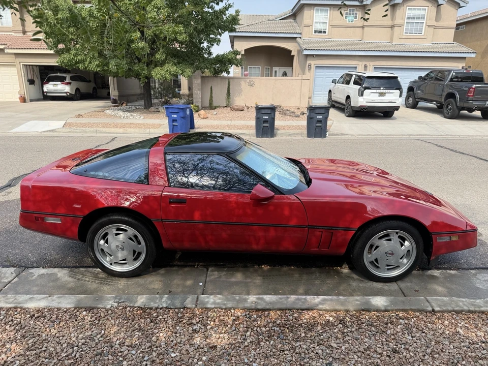 1988 Chevrolet Corvette C4 - Image 18 of 31