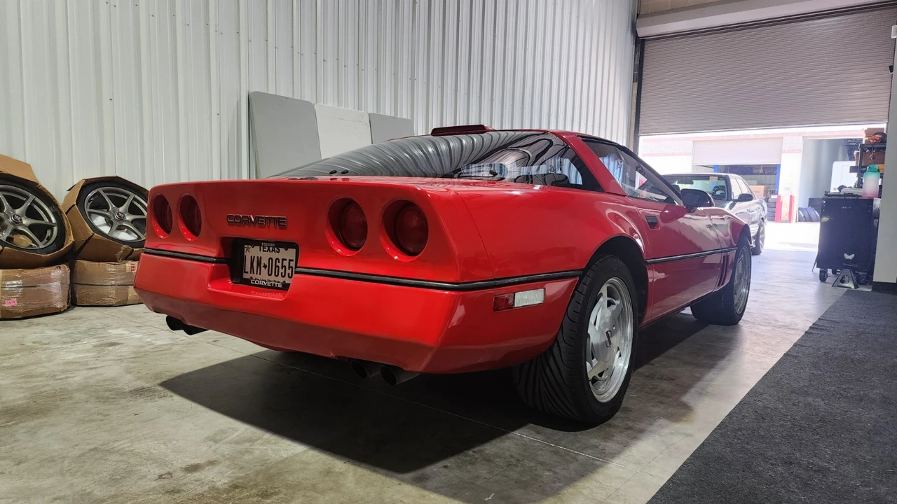 1988 Chevrolet Corvette C4 - Image 4 of 21