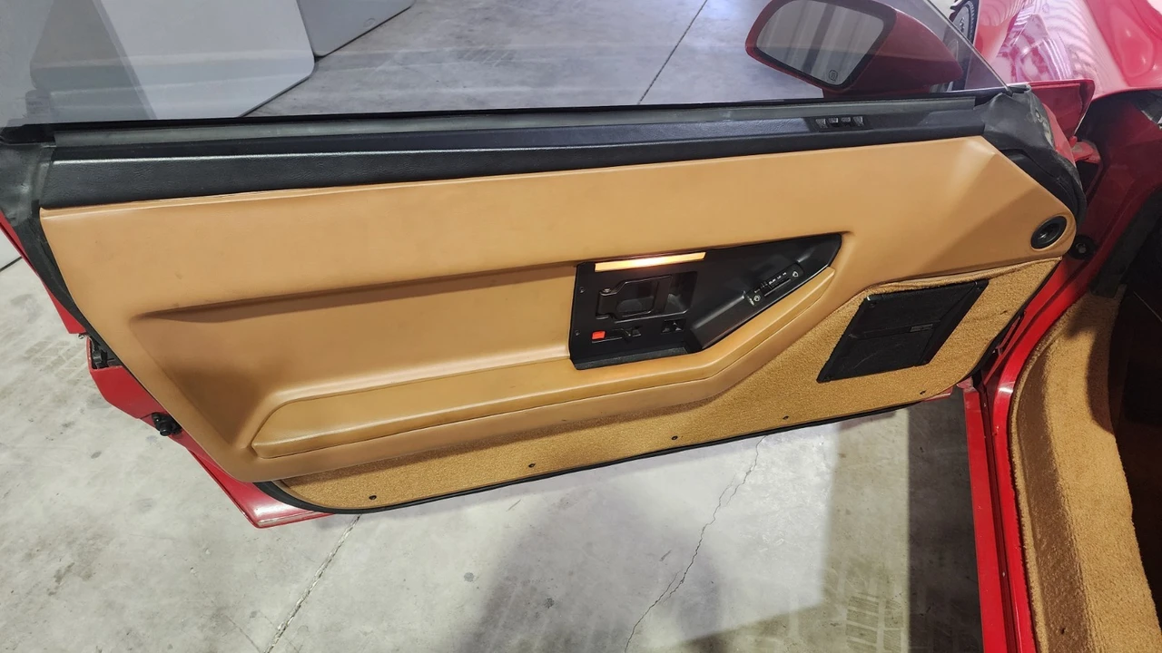 1988 Chevrolet Corvette C4 - Image 11 of 21