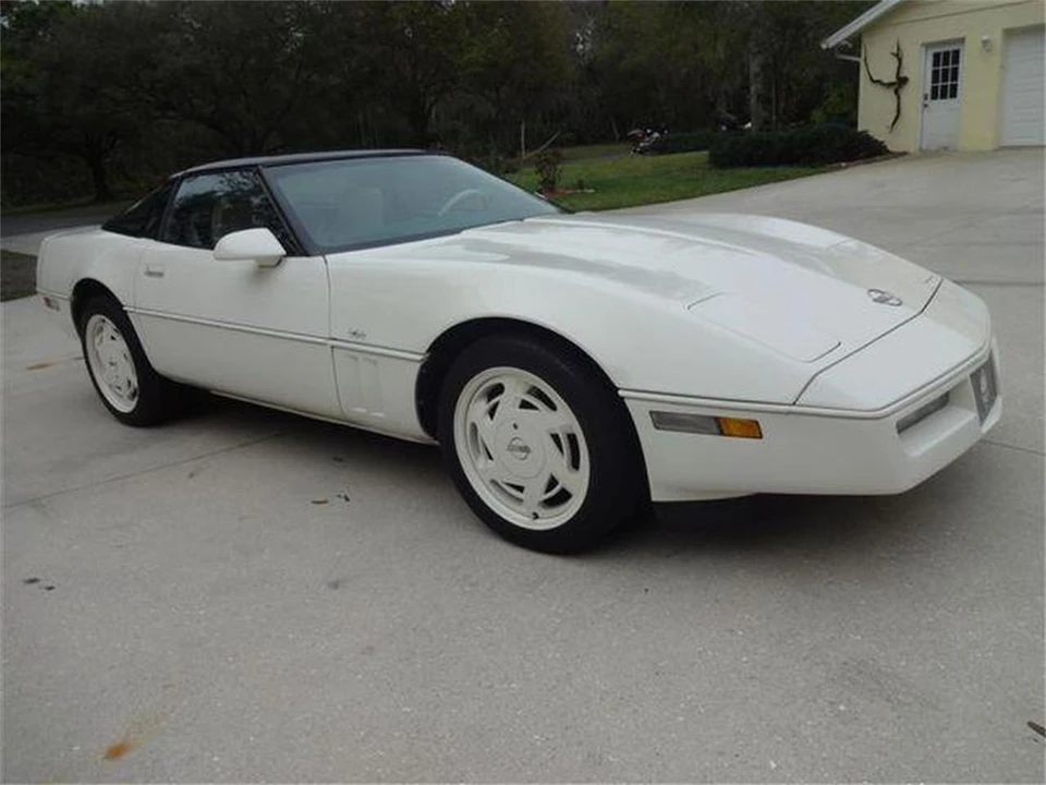 1988 Chevrolet Corvette C4 - Image 3 of 31