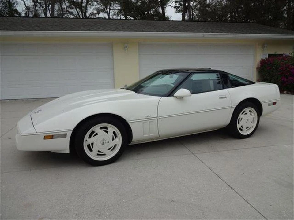 1988 Chevrolet Corvette C4 - Image 9 of 31