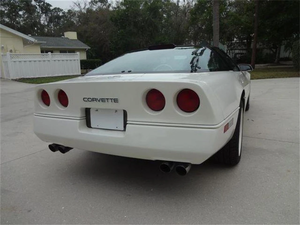 1988 Chevrolet Corvette C4 - Image 19 of 31