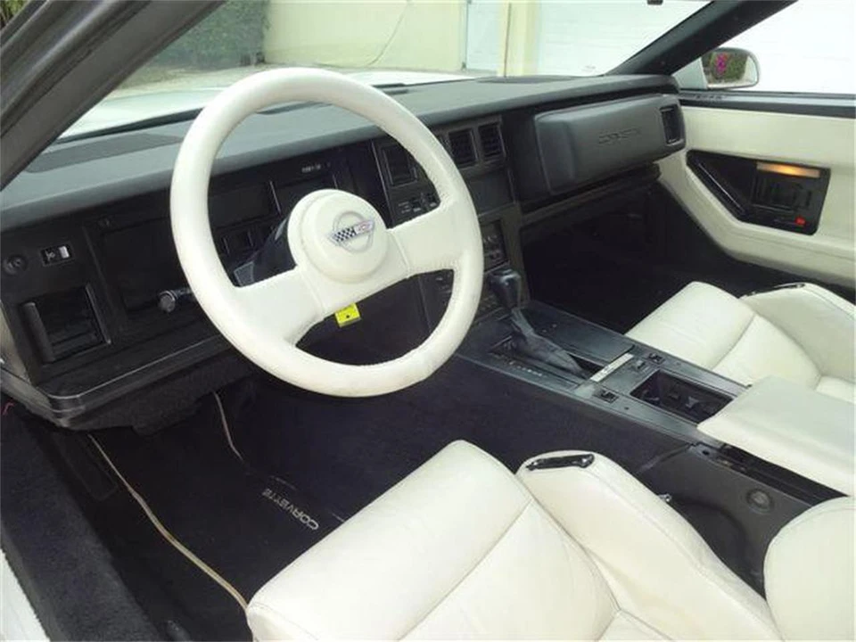 1988 Chevrolet Corvette C4 - Image 26 of 31