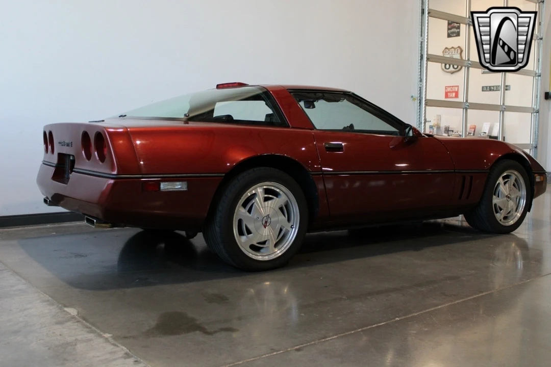 1988 Chevrolet Corvette C4 - Image 15 of 21
