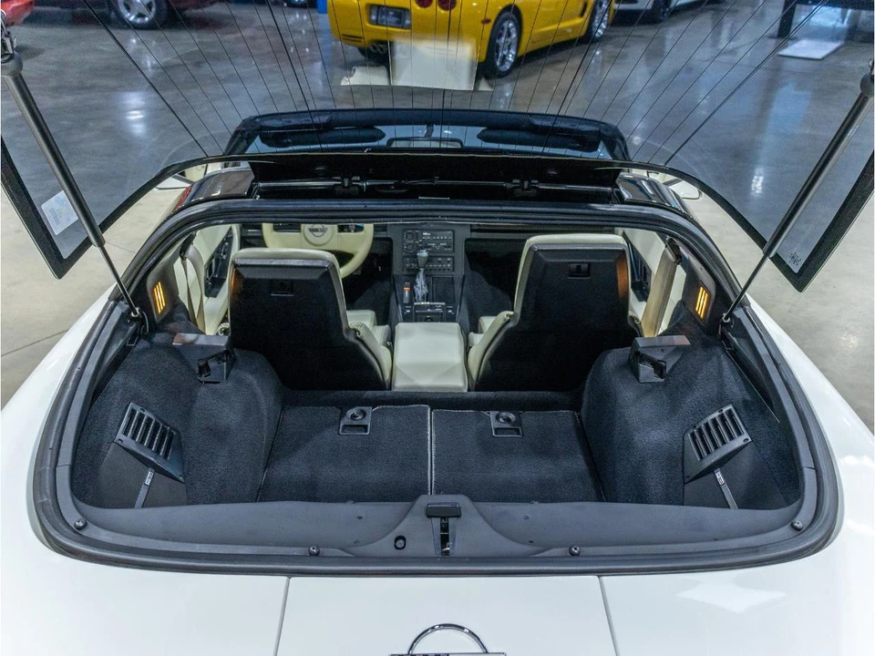 1988 Chevrolet Corvette C4 - Image 31 of 31