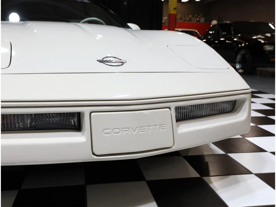 1988 Chevrolet Corvette C4 - Image 11 of 31