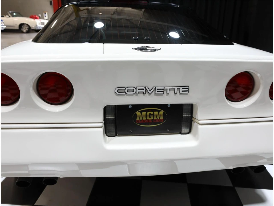 1988 Chevrolet Corvette C4 - Image 22 of 31