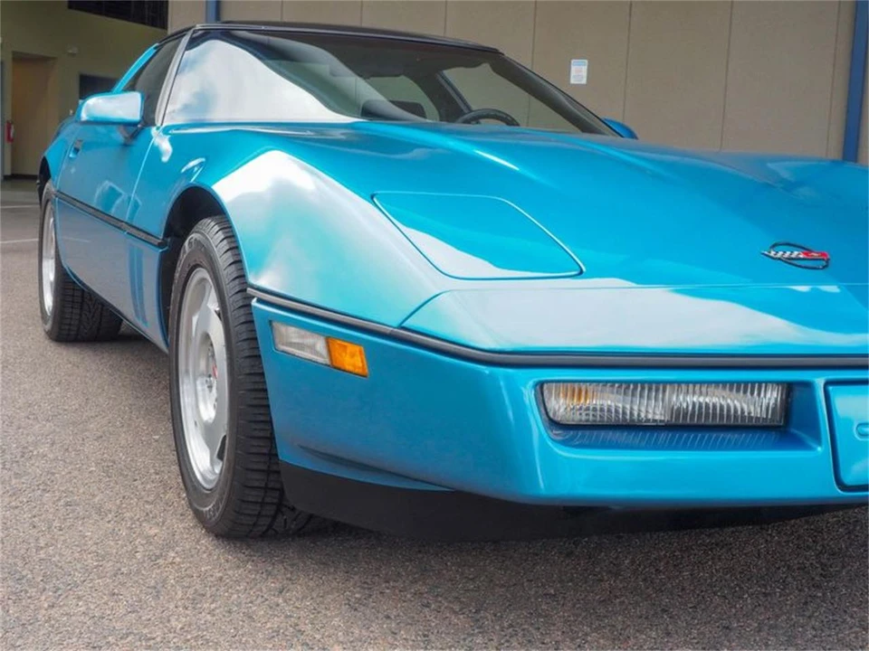 1988 Chevrolet Corvette C4 - Image 15 of 31