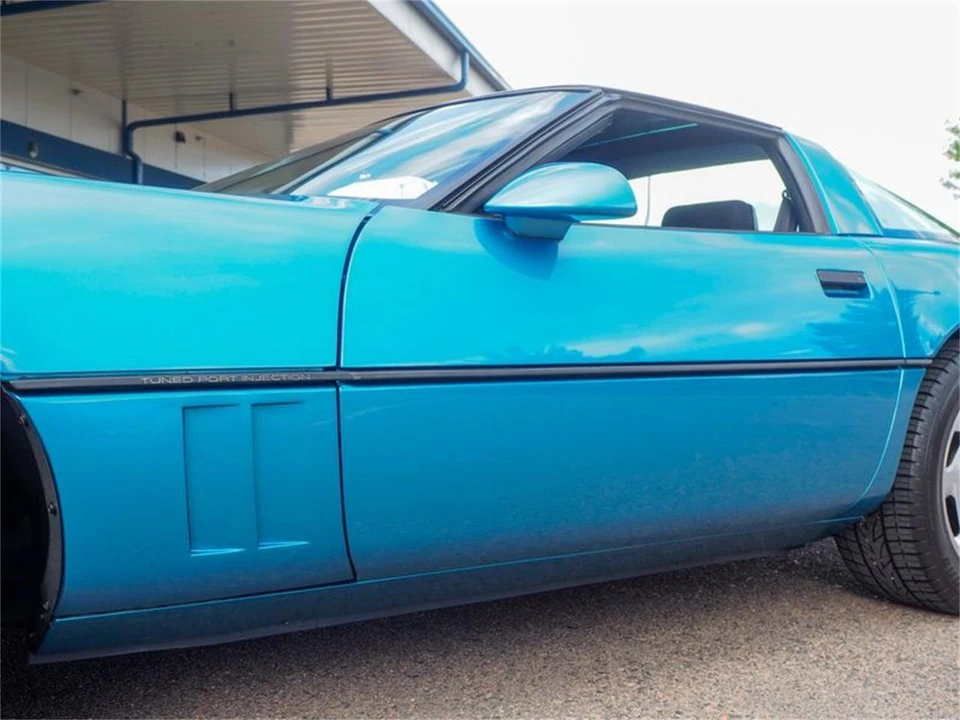 1988 Chevrolet Corvette C4 - Image 12 of 31
