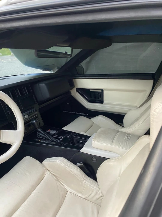 1988 Chevrolet Corvette C4 - Image 12 of 24