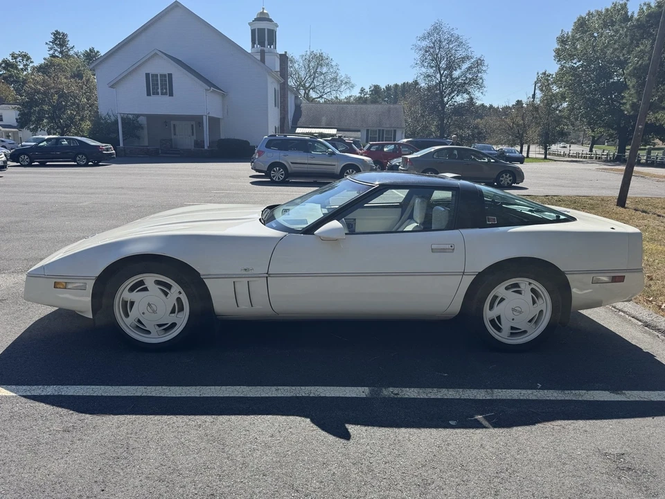 1988 Chevrolet Corvette C4 - Image 8 of 20