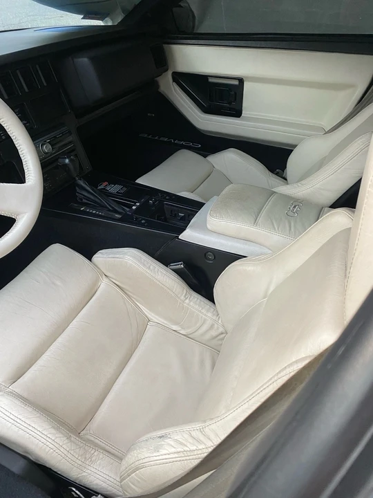 1988 Chevrolet Corvette C4 - Image 14 of 20
