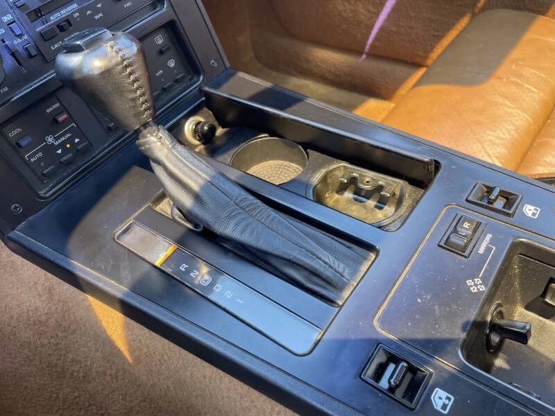 1988 Chevrolet Corvette C4 - Image 17 of 27